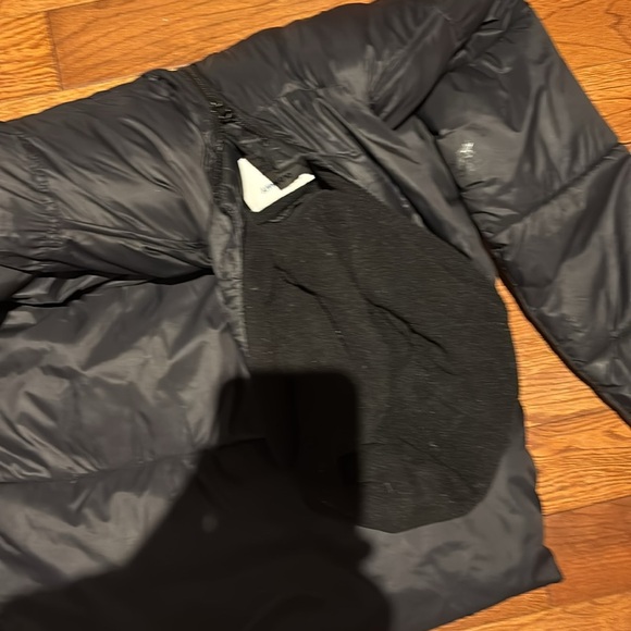 Old Navy Black puffer winter jacket Sz 14/16 boy - Picture 13 of 13